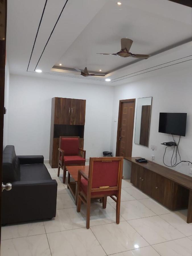Hotel Sahasra Dla Warangal Buitenkant foto