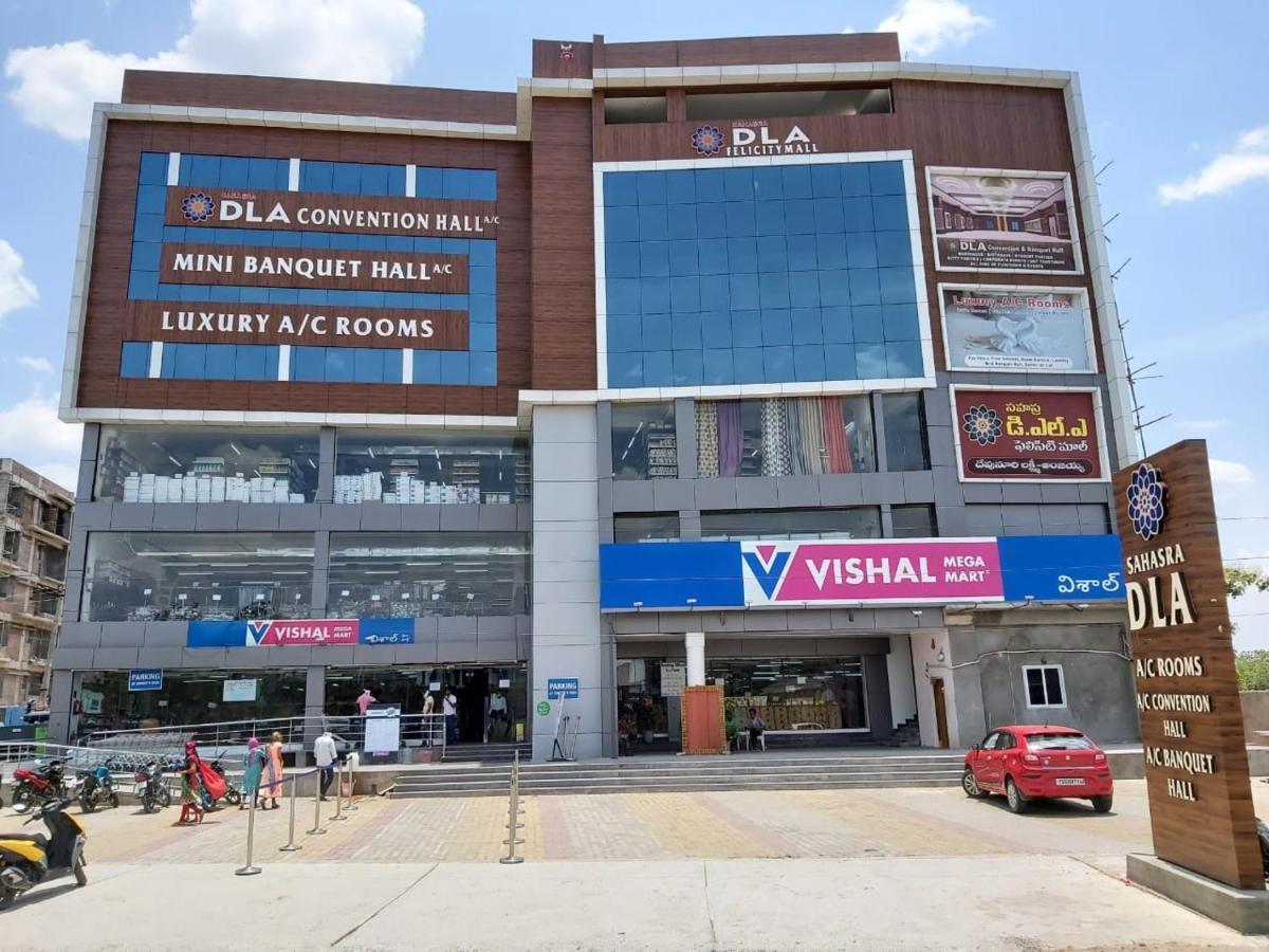 Hotel Sahasra Dla Warangal Buitenkant foto